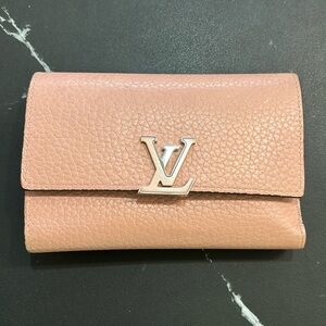 Louis Vuitton Capucines Compact XS Wallet